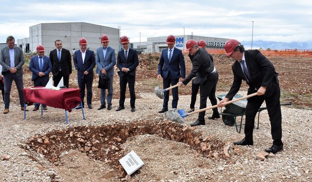 Poličnik: Centar za razvoj i edukaciju – kamen temeljac