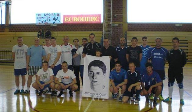 U spomen na dragog prijatelja i igrača: 5. memorijalni malonogometni turnir Antonijo-Toni Jajčanin
