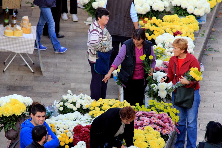 Započela prodaja cvijeća na zadarskoj tržnici, foto-I. Perinčić Započela prodaja cvijeća na zadarskoj tržnici, foto-I. Perinčić