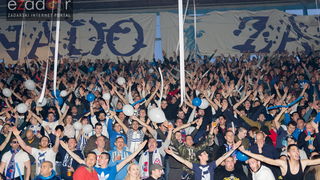 Humanitarno gledanje utakmice Zadar-Cibona u Jazinama Humanitarno gledanje utakmice Zadar-Cibona u Jazinama