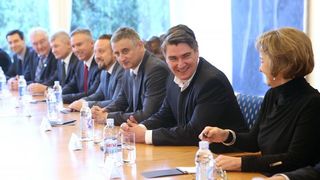 Predsjednica RH primila predstavnike Domoljubne koalicije i Hrvatska raste na konzultacije. Foto: Goran Stanzl/PIXSELL