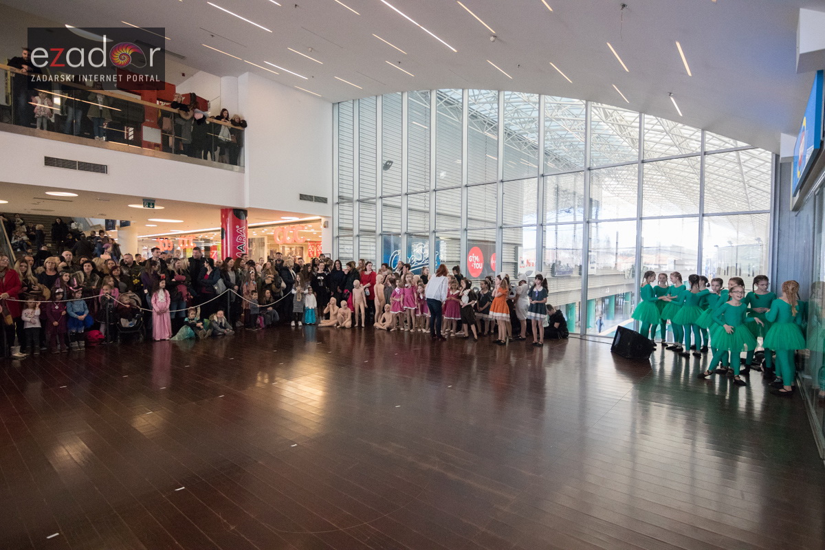 Plesni karneval u City Galleriji Plesni karneval u City Galleriji