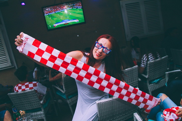 Euro 2016: Utakmica između Hrvatske i Češke gledala se u brojnim zadarskim lokalima i kafićima.