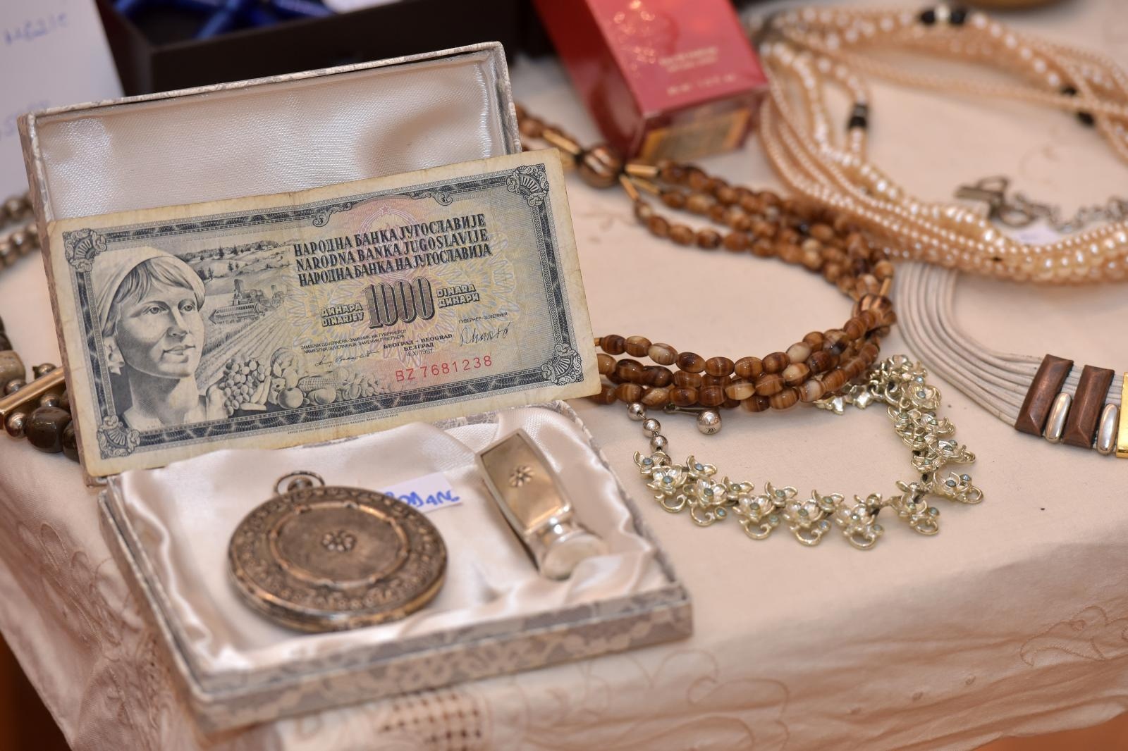 Artmarket- alternativni buvljak okupio ekipu zadarskih kreativaca i kulturnjaka