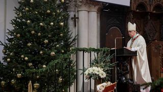 Nadbiskup Milan Zgrablić predvodio je misu na Božić u katedrali svete Stošije