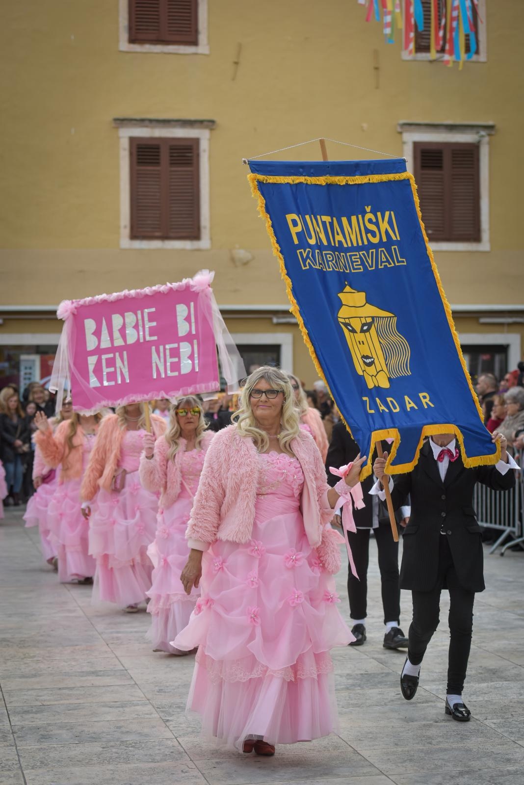 Zadarski Karneval 2020.: Povorka maskiranih skupina