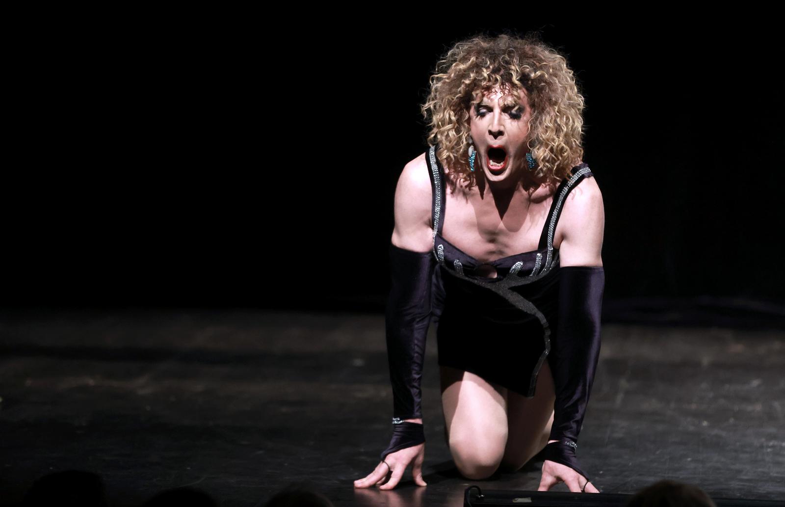 Predstava Lepa Brena Project u kazalištu Kerempuh Predstava Lepa Brena Project u kazalištu Kerempuh