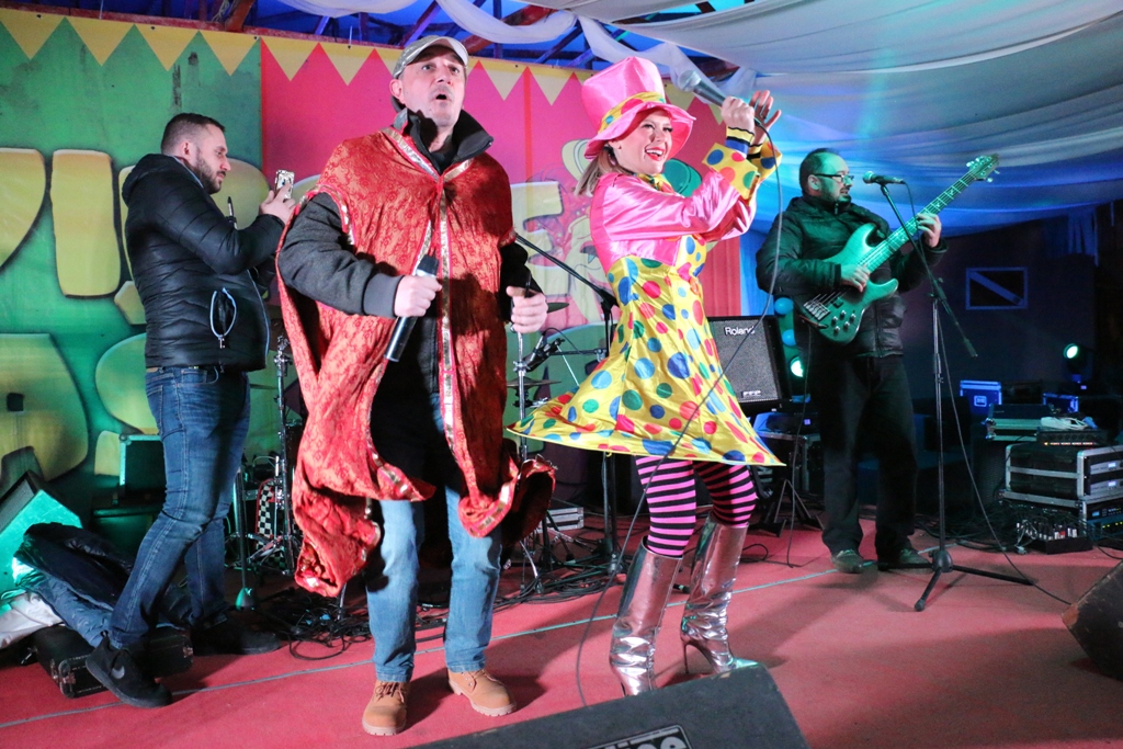 Virski Karneval veliko finale: nastupila Maja Šuput Virski Karneval veliko finale: nastupila Maja Šuput
