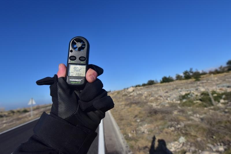 Jaka bura na zadarskom području otežava cestovni i pomorski promet, foto: Dino STanin/PIXSELL Jaka bura na zadarskom području otežava cestovni i pomorski promet, foto: Dino STanin/PIXSELL