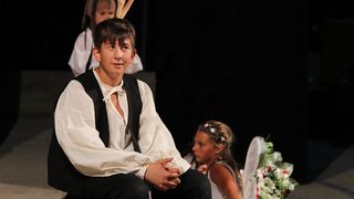 Diklo: “Šuma Striborova” u izvedbi kazališne radionice Donatolina, foto: Iva Perinčić Diklo: “Šuma Striborova” u izvedbi kazališne radionice Donatolina, foto: Iva Perinčić