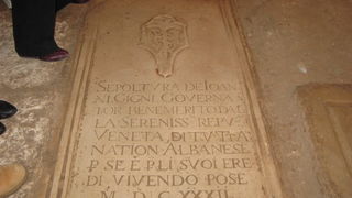 Grobnice u Svetom Frani Grobnice u Svetom Frani