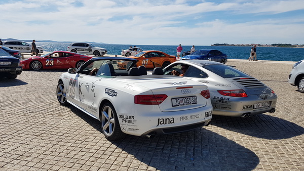 Pink Wing, jedinstvena gastro-turistička karavana luksuznih automobila gostovala je u Zadru na Pozdravu suncu. Foto: Mladen Malik