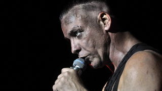 Zagreb, 081111.
Arena, koncert njemacke metal rock grupe Rammstein iz Berlina.
Foto: Bruno Konjevic / CROPIX Zagreb, 081111.
Arena, koncert njemacke metal rock grupe Rammstein iz Berlina.
Foto: Bruno Konjevic / CROPIX