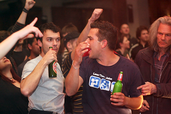 Zabranjeno pušenje u Arsenalu (Foto:Saša Čuka)