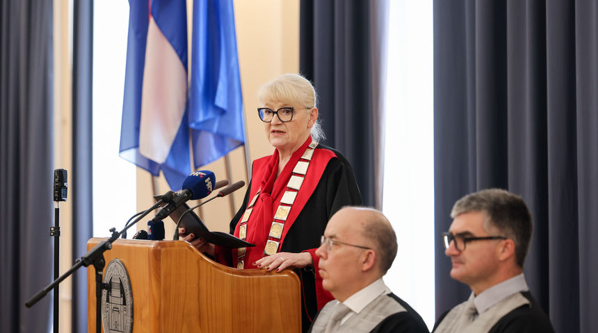 Svečanom sjednicom proslavljen Dies Academicus – Dan Sveučilišta u Zadru Svečanom sjednicom proslavljen Dies Academicus – Dan Sveučilišta u Zadru