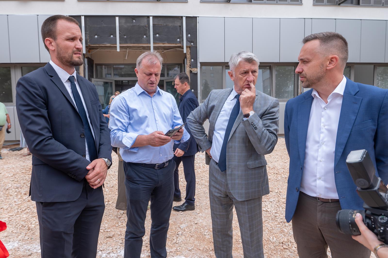 Ministri Erlić i Piletić obišli Centar za pružanje usluga u zajednici Mocire