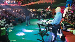 Ludnica u Saturnusu: Najbolji doček u svemiru i šire Ludnica u Saturnusu: Najbolji doček u svemiru i šire