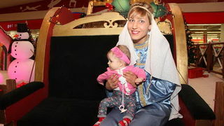 Sv. Luce razveselila mališane u Supernova centru, Foto: Iva Perinčić Sv. Luce razveselila mališane u Supernova centru, Foto: Iva Perinčić