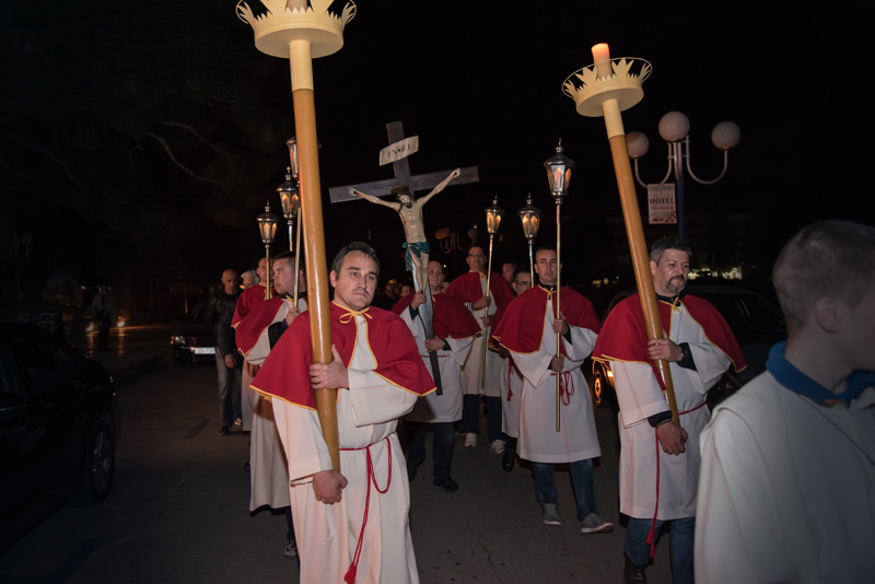 Biograd: procesija na Veliki petak, foto- V. Pesic Biograd: procesija na Veliki petak, foto- V. Pesic
