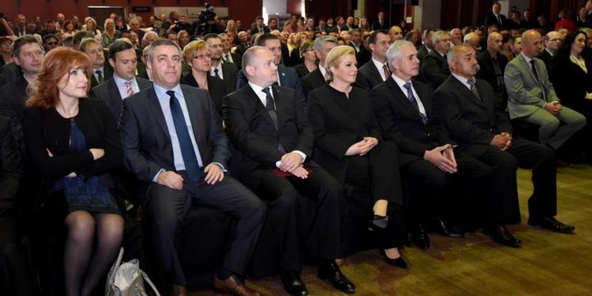 Odrzana svecana sjednica Skupstine Zadarske zupanije. Predsjednica Kolinda Grabar Kitarovic. Photo: Dino Stanin/PIXSELL Odrzana svecana sjednica Skupstine Zadarske zupanije. Predsjednica Kolinda Grabar Kitarovic. Photo: Dino Stanin/PIXSELL