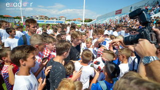 Zadarska vatrena četvorka na Stanovima se družila s mladim zadarskim nogometašima Zadarska vatrena četvorka na Stanovima se družila s mladim zadarskim nogometašima