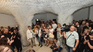 Na 16. Venecijanskom bijenalu otvoren Hrvatski paviljon s instalacijom Oblak Pergola Na 16. Venecijanskom bijenalu otvoren Hrvatski paviljon s instalacijom Oblak Pergola