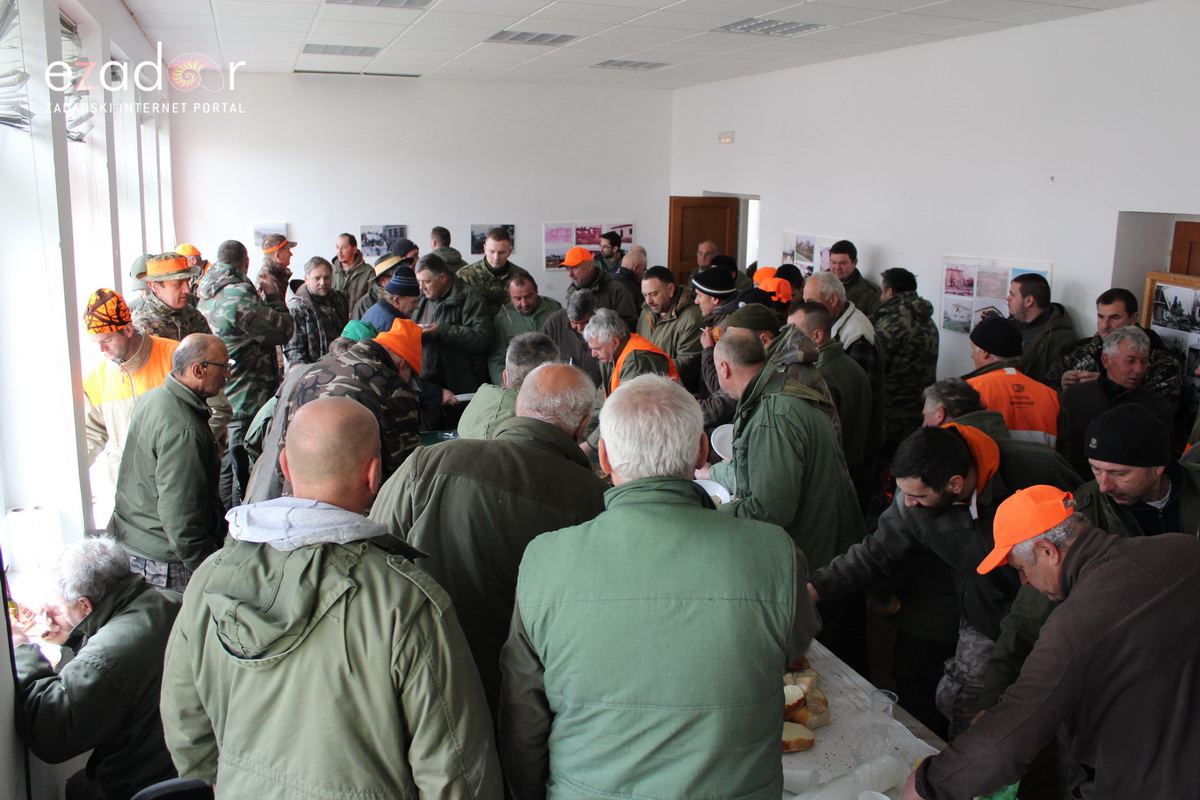 Lovci “Diane” kod Crnog odstrijelili  trinaest lisica i osam čagljeva