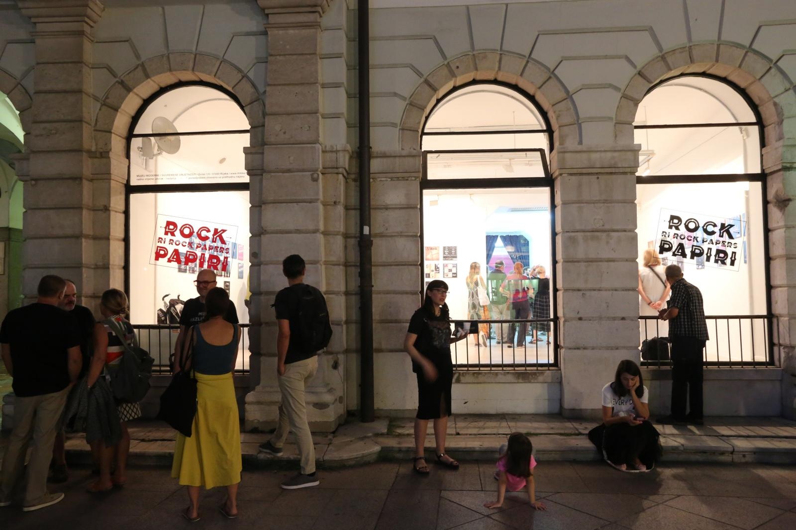 Otvorenje izložbe “Ri rock papiri”