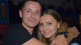 Songbusters i Elena Stella @ Famous Beach Bar & Grill Songbusters i Elena Stella @ Famous Beach Bar & Grill