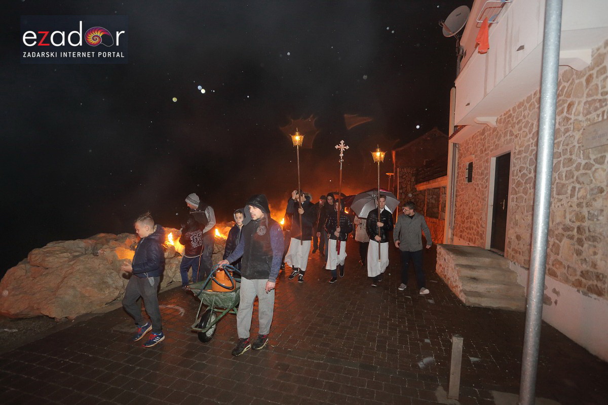Bibinje: Tradicionalna procesija s Križem na Veliki Petak