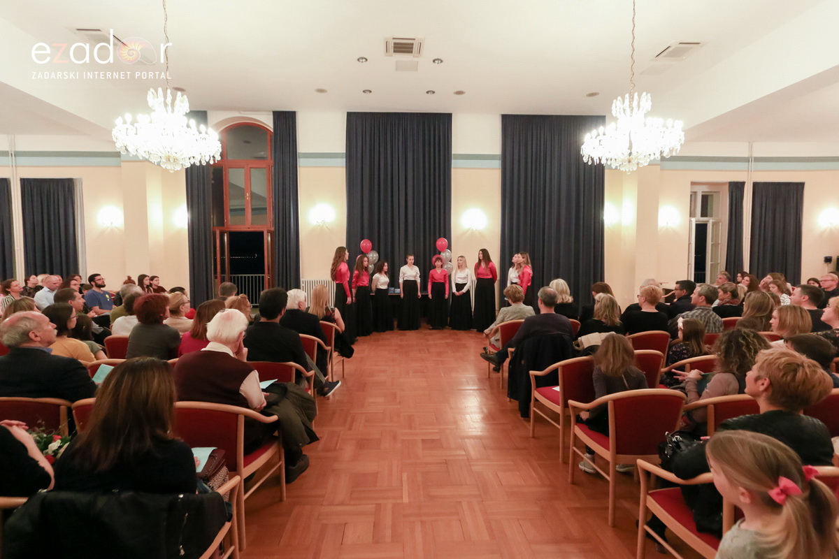 U Svečanoj dvorani Sveučilišta predstavljen CD-a klape Bersice U Svečanoj dvorani Sveučilišta predstavljen CD-a klape Bersice