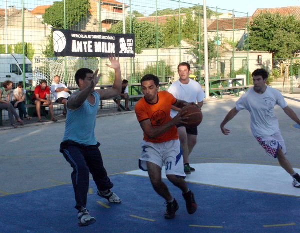 Diklo: 1. Memorijalni turnir u basketu “Ante Milin” Diklo: 1. Memorijalni turnir u basketu “Ante Milin”