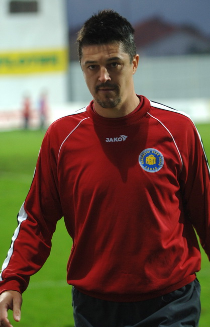 Zadar, 071109.
Nogomet, T- Com 1. HNL susret 14. kola Zadar – Varteks.
Na fotografiji: trener Zadra Dalibor Zebic.
Foto: Andrija Lucic / CROPIX