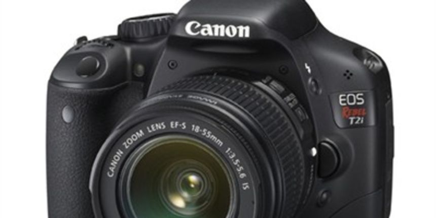 Canon EOS T2i Canon EOS T2i
