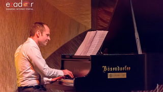 Glazbena šetnja Parizom: Katarina Livljanić i Danijel Detoni Glazbena šetnja Parizom: Katarina Livljanić i Danijel Detoni