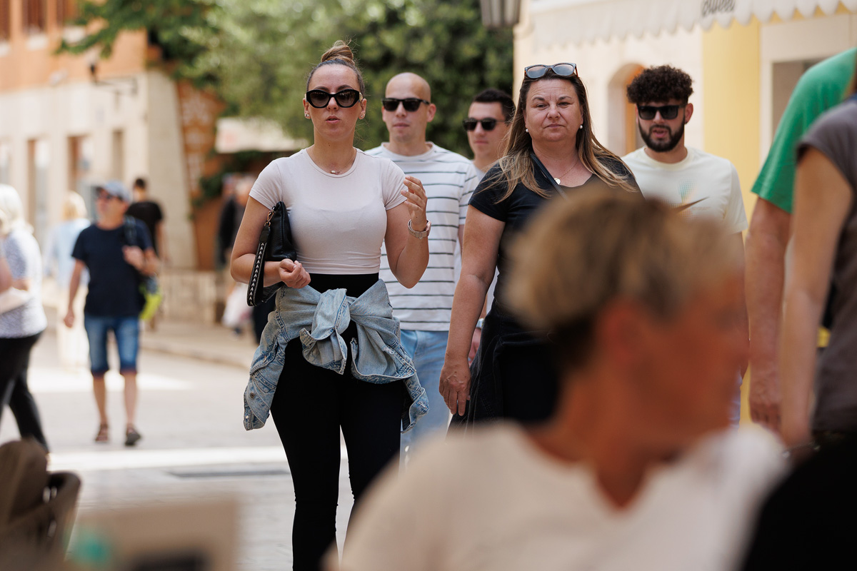 Đir po gradu, subotnja špica, 3. svibnja 2025. Đir po gradu, subotnja špica, 3. svibnja 2025.