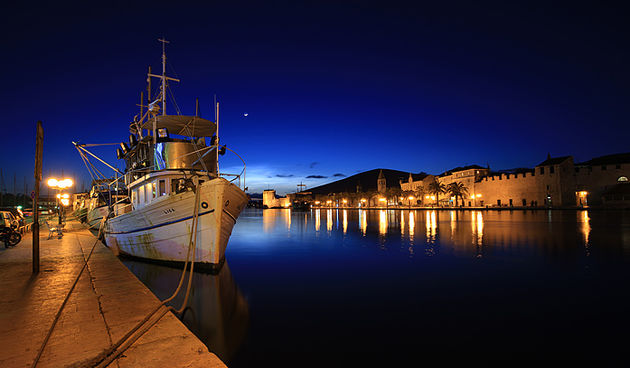 Djir po Dalmaciji, Trogir