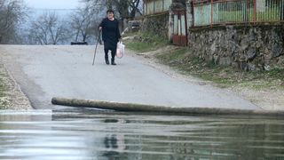 Na području Kosinja proglašeno izvanredno stanje obrane od poplava Na području Kosinja proglašeno izvanredno stanje obrane od poplava