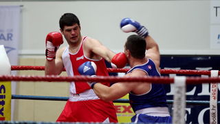 Zadar, 200413.
Dvorana Kresimira Cosica.
Prvenstvo Hrvatske u boksu.
Na fotografiji: Filip Hrgovic (Leonardo, crveni) i Jure Majic (Dijabolik, plavi).
Foto: Jure Miskovic / CROPIX Zadar, 200413.
Dvorana Kresimira Cosica.
Prvenstvo Hrvatske u boksu.
Na fotografiji: Filip Hrgovic (Leonardo, crveni) i Jure Majic (Dijabolik, plavi).
Foto: Jure Miskovic / CROPIX