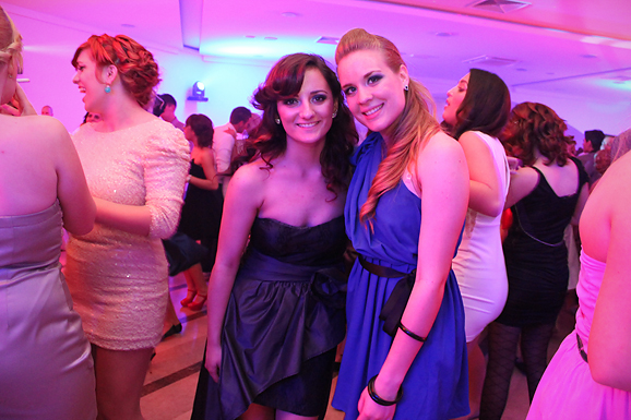 Maturalna večer Ekonomske škole (foto:Saša Čuka) Maturalna večer Ekonomske škole (foto:Saša Čuka)