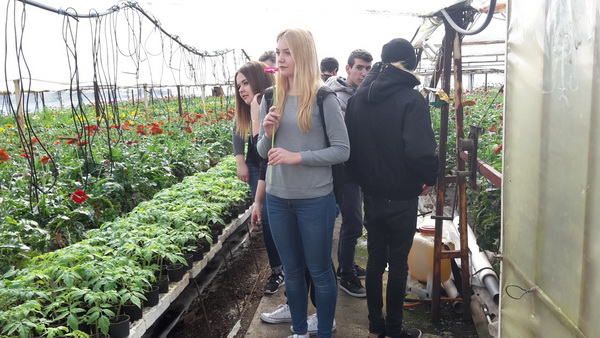 Trg Petra Zoranića: Učenici i profesori PPV Stanka Ožanića predstavili rezultate projekta “Primjena inovativnih metoda podučavanja i komunikacije sukladno smjernicama ruralnog razvoja”