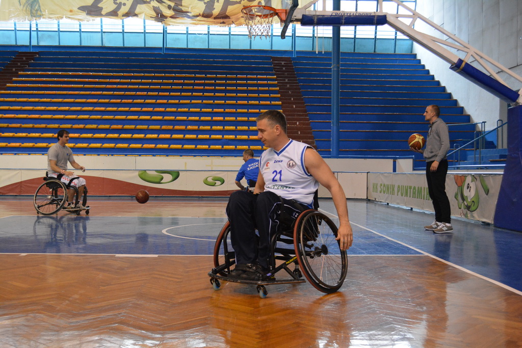 KKOI Zadar u legendarnoj dvorani Jazine KKOI Zadar u legendarnoj dvorani Jazine