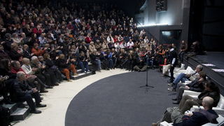 Split, 190313.
MKC Split. 
Poceo je sedmi Pricigin, splitski festival pricanja prica. 
Dodjela cetvrte PriceSTI,  nagrade za najbolju javnu pricu 2012. godine.
Na fotografiji: pisci i pripovjedaci u punoj dvorani.
Foto: Vojko Basic / CROPIX