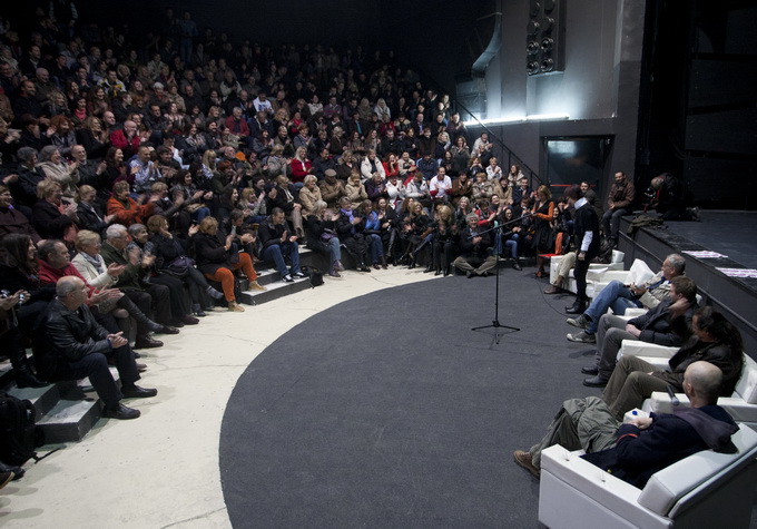 Split, 190313.
MKC Split. 
Poceo je sedmi Pricigin, splitski festival pricanja prica. 
Dodjela cetvrte PriceSTI,  nagrade za najbolju javnu pricu 2012. godine.
Na fotografiji: pisci i pripovjedaci u punoj dvorani.
Foto: Vojko Basic / CROPIX