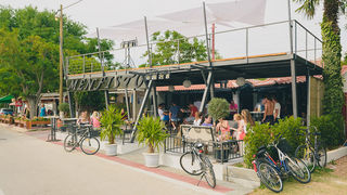 Turanjska fešta u Menfisto baru, 16.7.2015. (foto: Ivan Toman) Turanjska fešta u Menfisto baru, 16.7.2015. (foto: Ivan Toman)