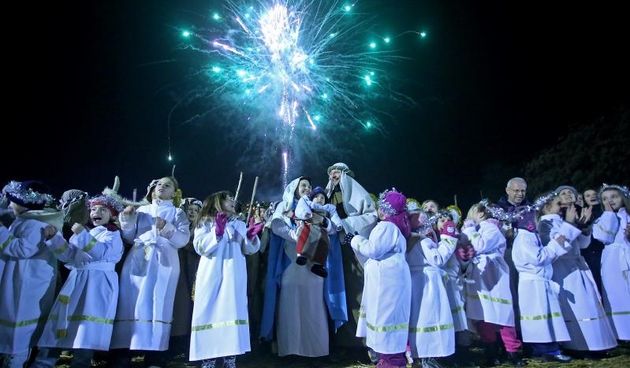 Zagreb – Zupa bl. Ivana Merza u sklopu zivih jaslica na krizanju Zagrebacke avenije i Zagrebacke ulice organizirala je “Rodjenje Bozica u Spanskom”, scenski prikaz Isusova rodjenja. Photo: Igor Kralj/PIXSELL