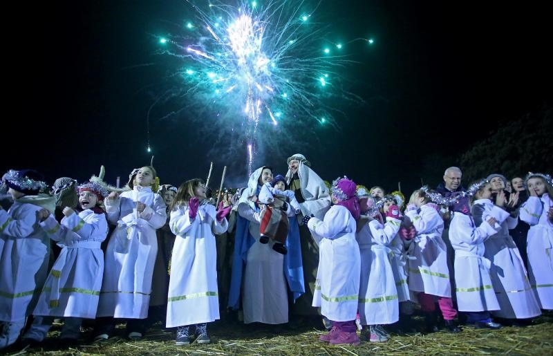 Zagreb – Zupa bl. Ivana Merza u sklopu zivih jaslica na krizanju Zagrebacke avenije i Zagrebacke ulice organizirala je “Rodjenje Bozica u Spanskom”, scenski prikaz Isusova rodjenja. Photo: Igor Kralj/PIXSELL