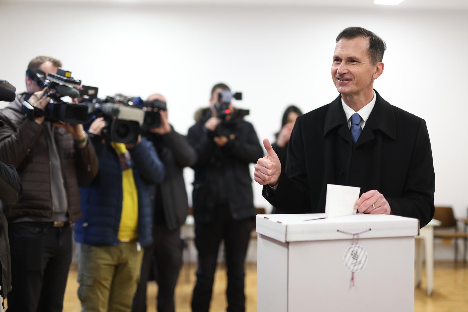 Dragan Primorac u drugom krugu glasovao na predsjedničkim izborima