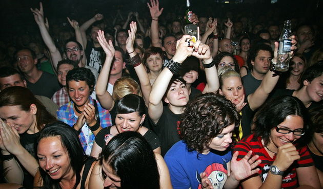 Zagreb, 050711.
Aquarius, Jarun.
Britanska rock grupa Skunk Anansie u klubu Aquarius odrzala je drugi koncert u Zagrebu u godini dana.
Foto: Tomislav Kristo / CROPIX