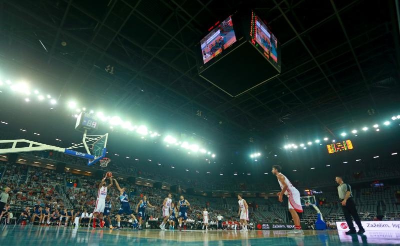Arena Zagreb, Zagreb – Pripremni turnir za EuroBasket 2015., Hrvatska – BiH. Photo: Igor Kralj i Marko Lukunic/PIXSELL Arena Zagreb, Zagreb – Pripremni turnir za EuroBasket 2015., Hrvatska – BiH. Photo: Igor Kralj i Marko Lukunic/PIXSELL